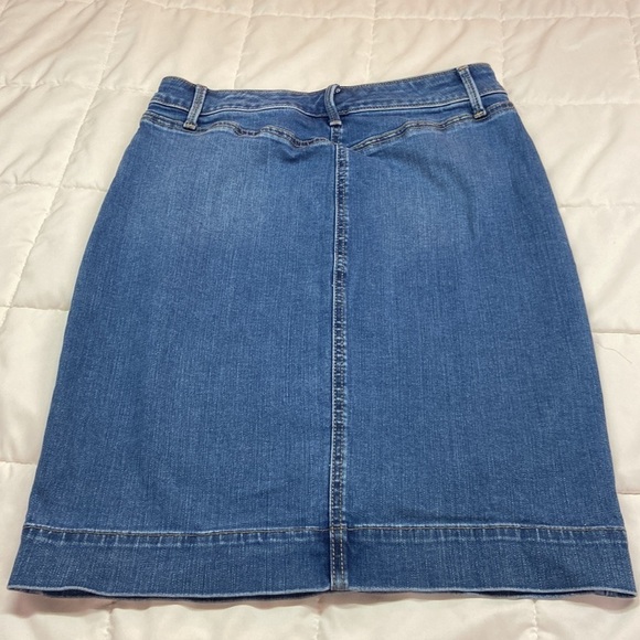 Talbots Jean Pencil Skirt Size 2P - Picture 4 of 12